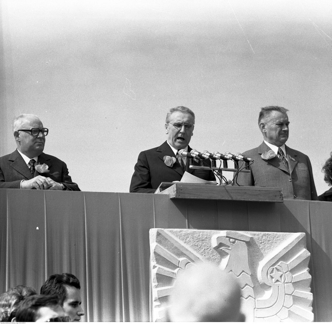 Warszawa. Świeto 1 Maja. Henryk Jabłoński, Edward Gierek i Piotr Jaroszewicz. 1 maja 1973.