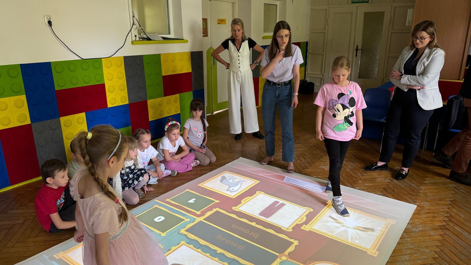 Zabrzańskie przedszkolaki uczą się angielskiego z technologią TIK? TAK!