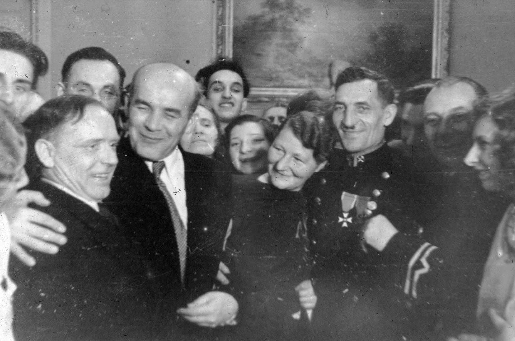 Wincenty Pstrowski na komunistycznym balu sylwestrowym