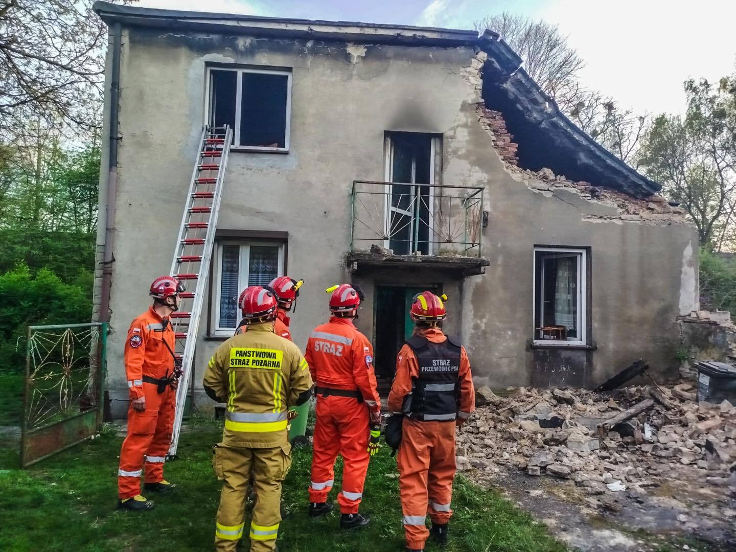 Wojkowice, ul. Fabryczna. Wybuch butli z gazem. 23 kwietnia 2025.