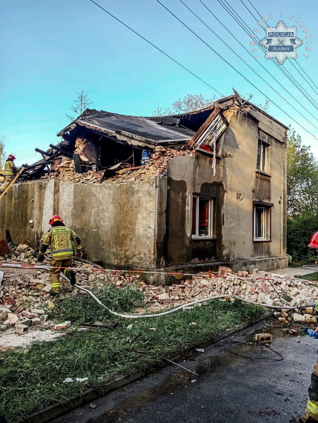 Wojkowice, ul. Fabryczna. Wybuch butli z gazem. 23 kwietnia 2025.