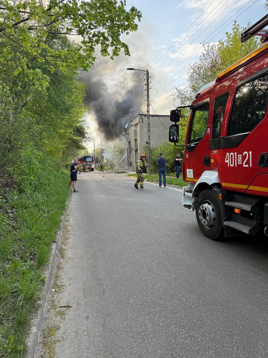 Wojkowice, ul. Fabryczna. Wybuch butli z gazem. 23 kwietnia 2025.