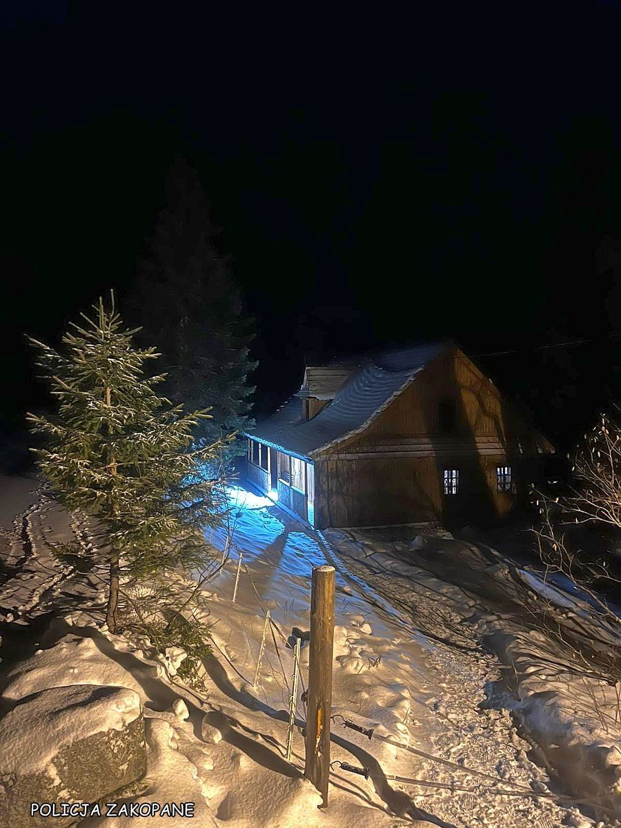 Agresywnych turystów obezwładnili i zatrzymali policjanci z Zakopanego