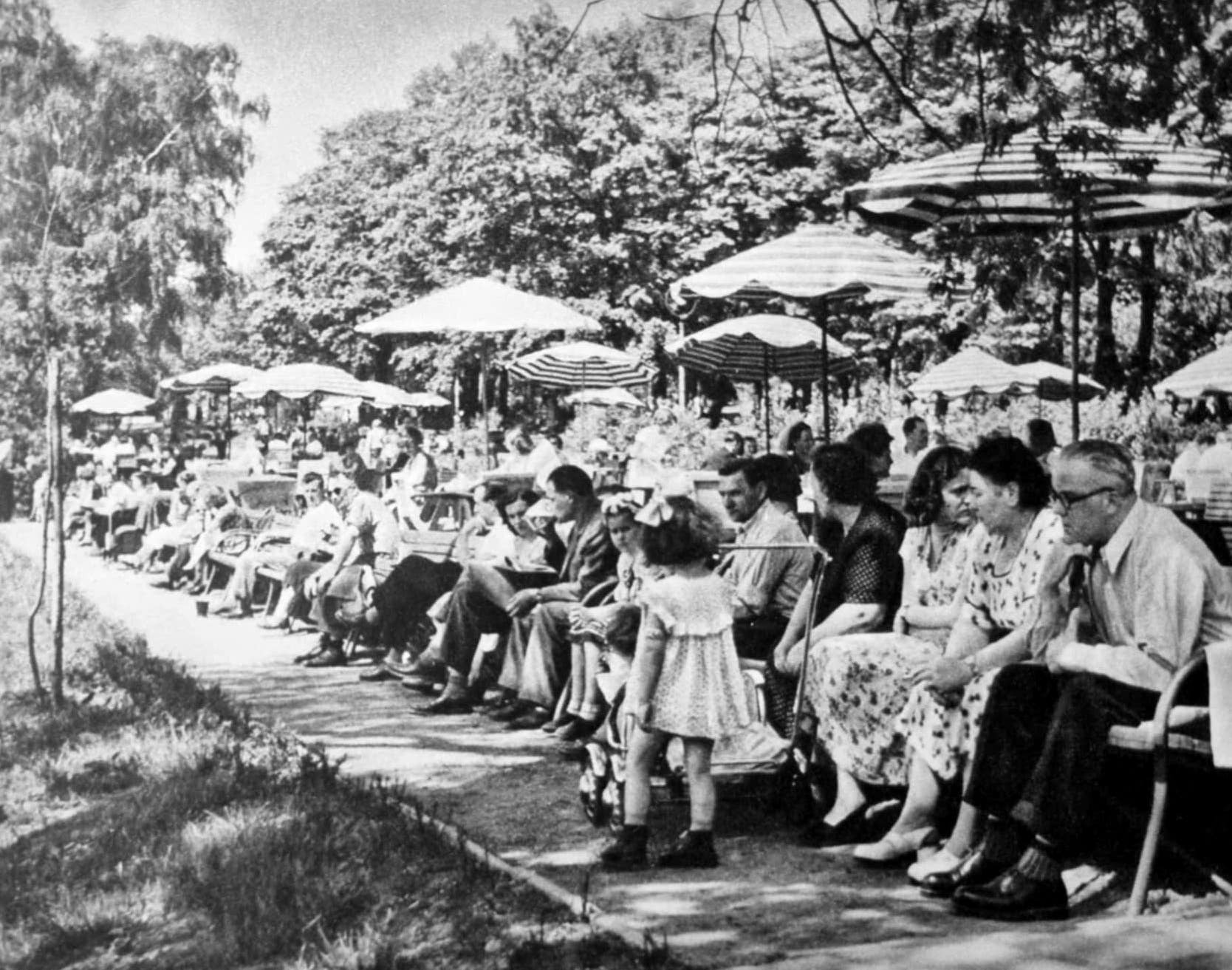 Metalowe elementy ławek w WPKiW pochodziły z pancernika Gneisenau