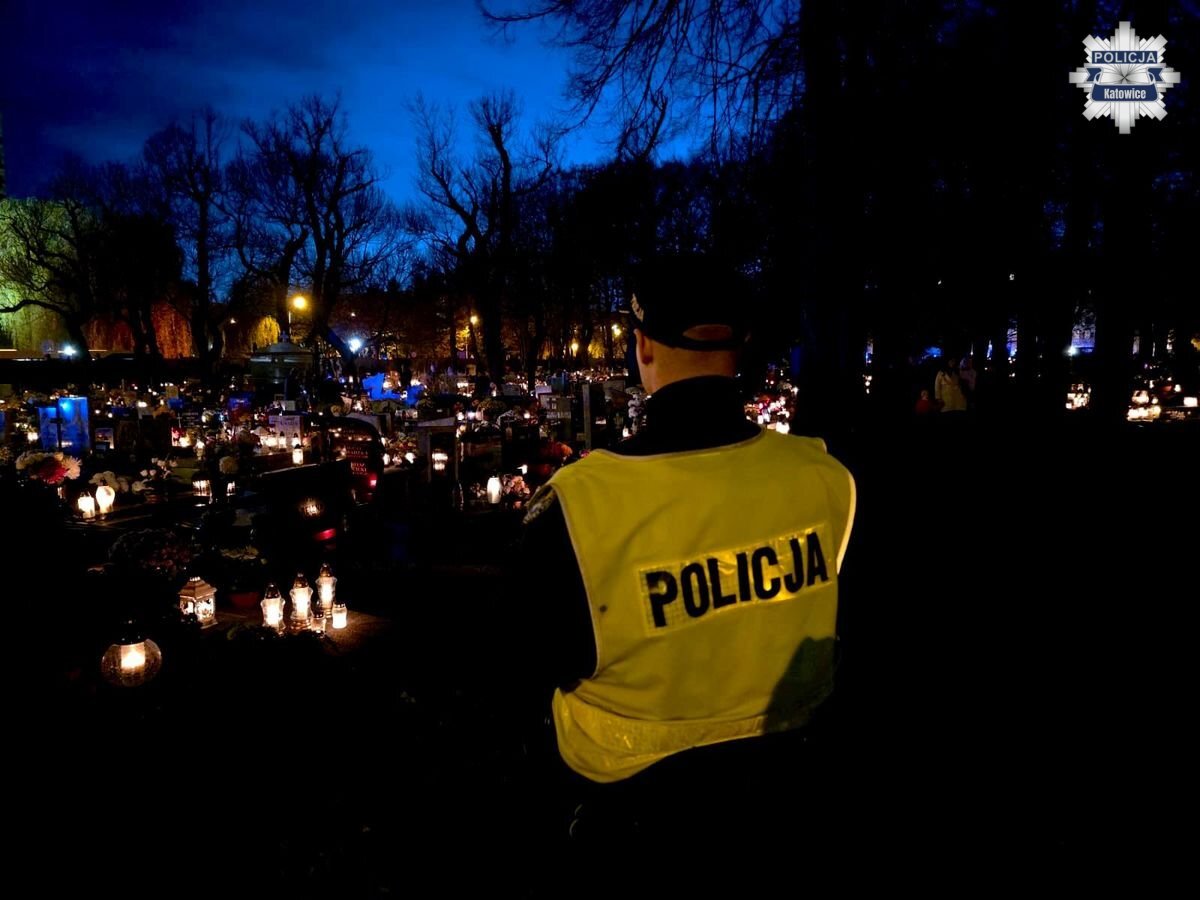 Wszystkich Swietych Katowice policja 6