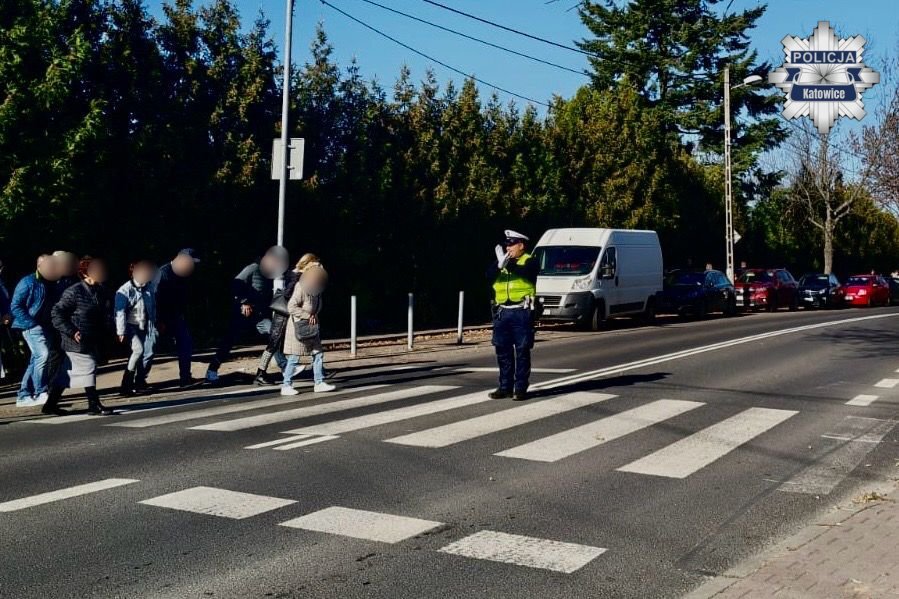 Wszystkich Swietych Katowice policja 7
