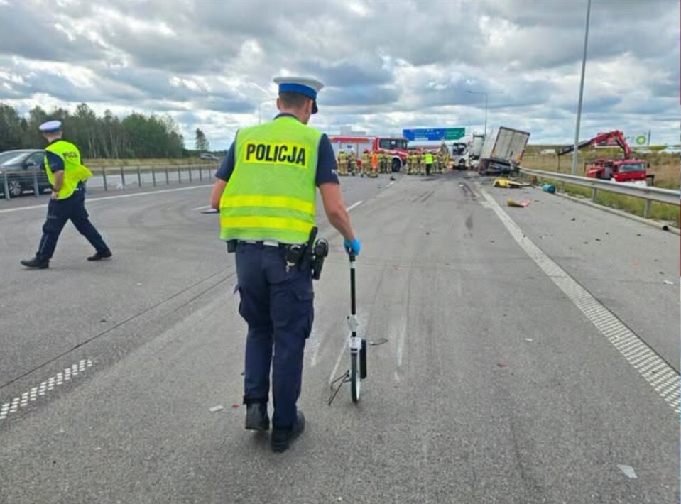 Wypadek na A1 pod Mykanowem