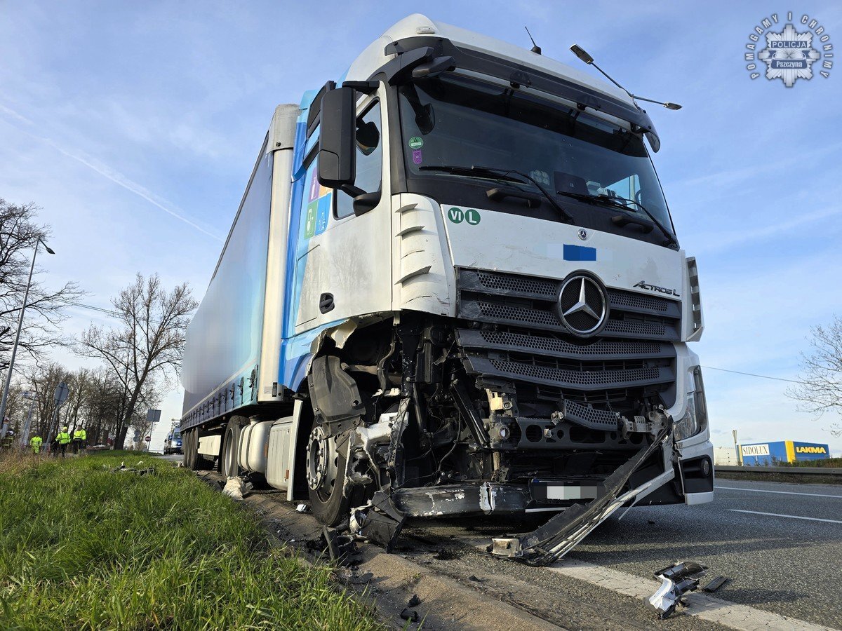 Wypadek na DK81 w Warszowicach