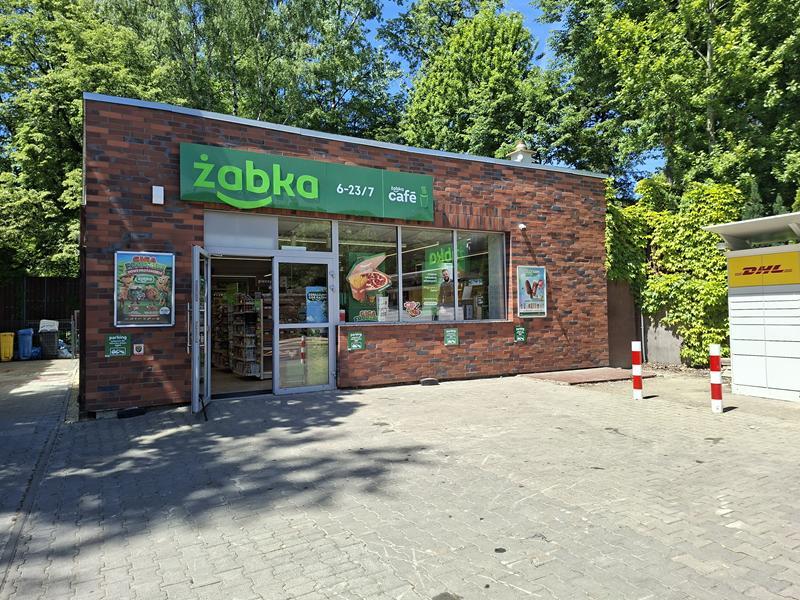 Żabka przy osiedlu Nikiszowiec w Katowicach
