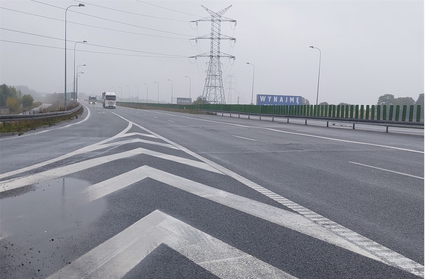 Zagłębie Dąbrowskie. Autostrada A1 – pofałdowana nawierzchnia.