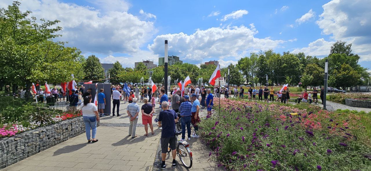 Zawiercie. Manifestacja pod hasłem: „Stop imigracji”. 19 lipca 2025.