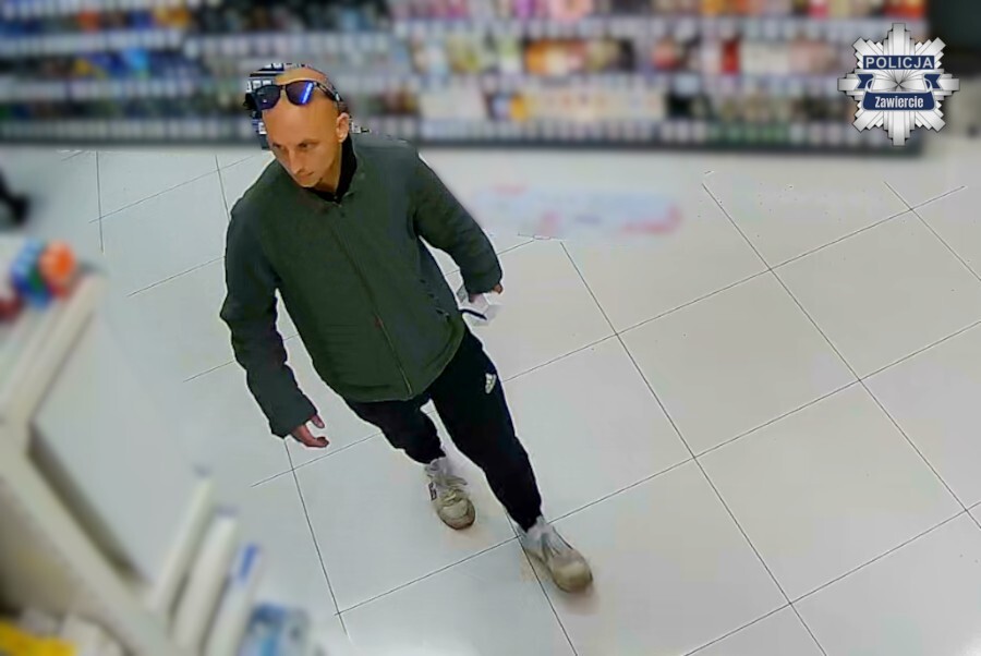 Zawiercie. Podejrzewany o kradzież w drogerii »Rossmann« przy ulicy 3 Maja 33. 9 lipca 2026