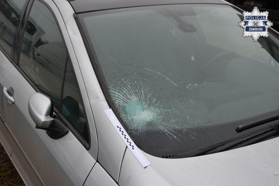 Zawiercie. Celowe potrącenie pieszych przy ulicy Nowowierzbowej. 15 listopada 2025.