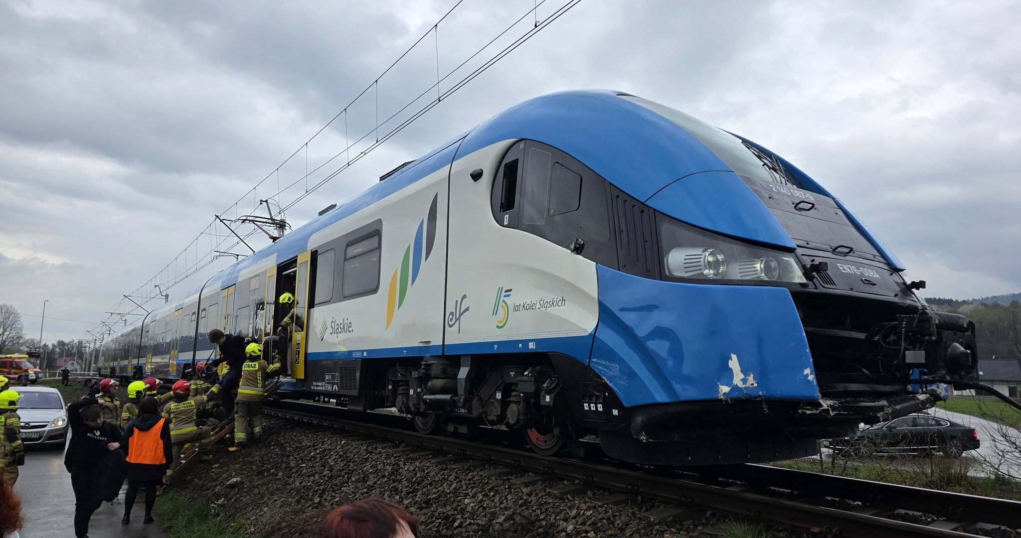 Zderzenie pociag Ciecina Zywiec 6