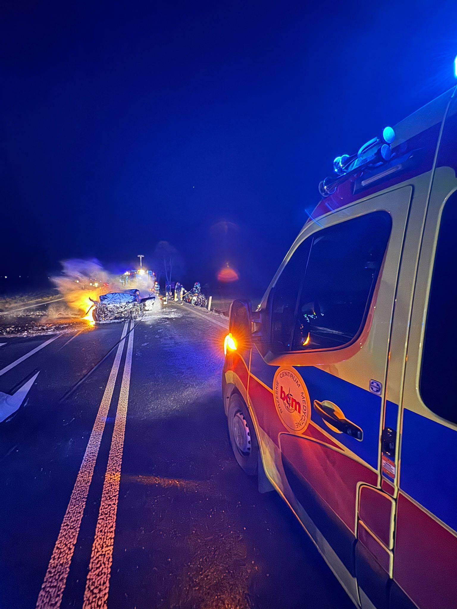 Zielęcice, gm. Skarbmierz, pow. Brzeg. Wypadek w wigilię – 6 ofiar śmiertelnych. 24 grudnia 2025.