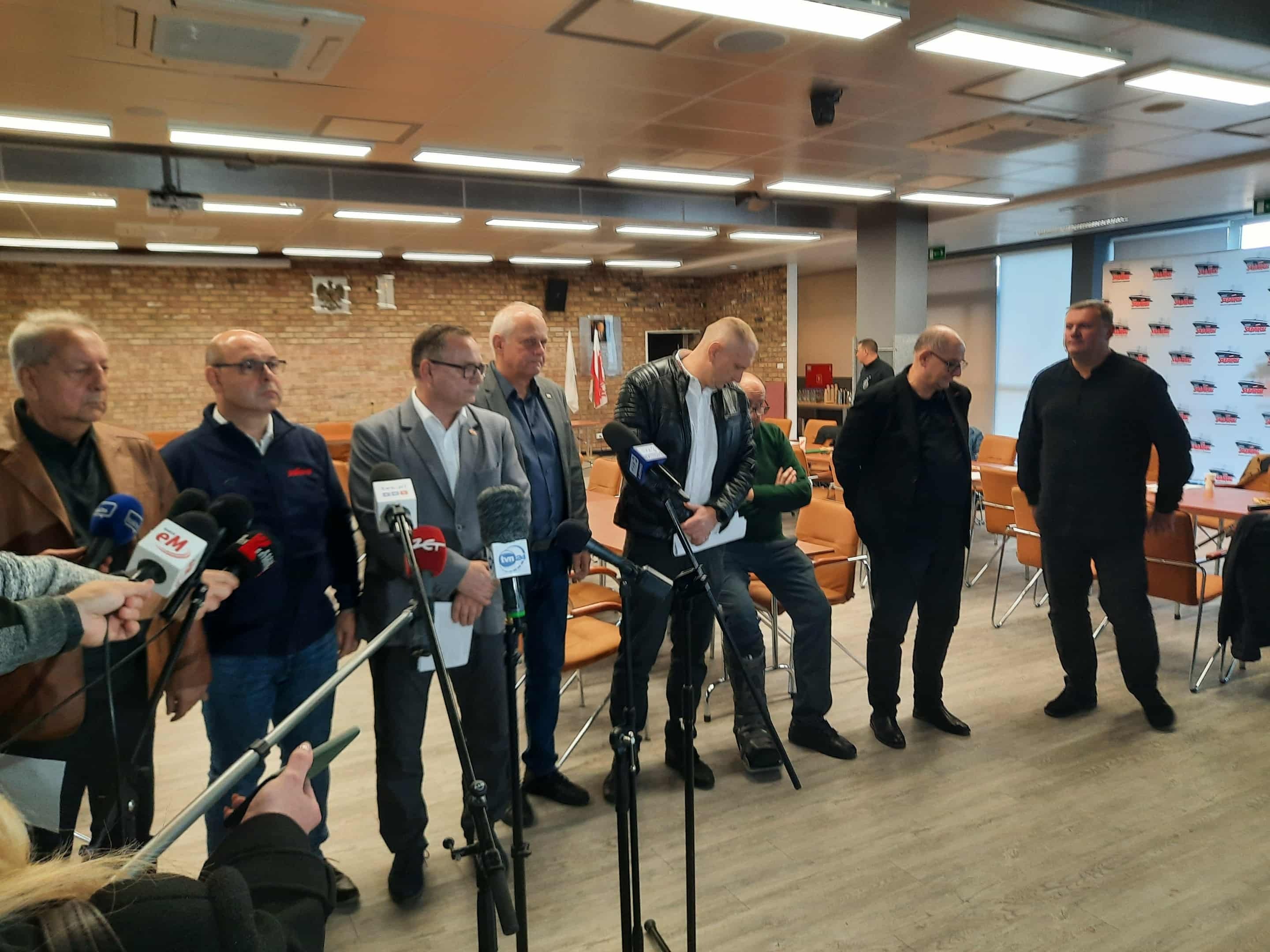 Zjednoczeni związkowcy zapowiadają wspólny protest