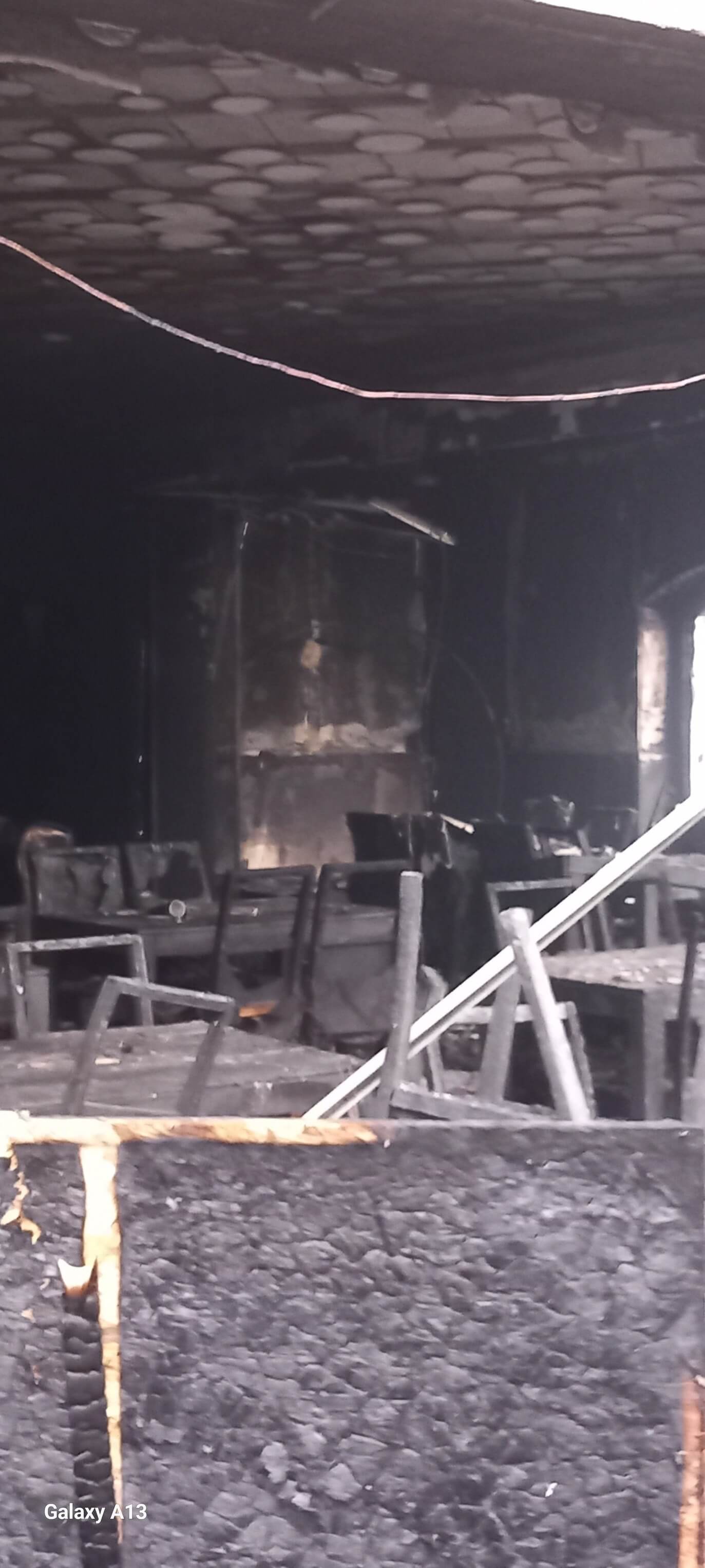 Zniszczenia w restauracji Imperium w Piekarach Śląskich 3