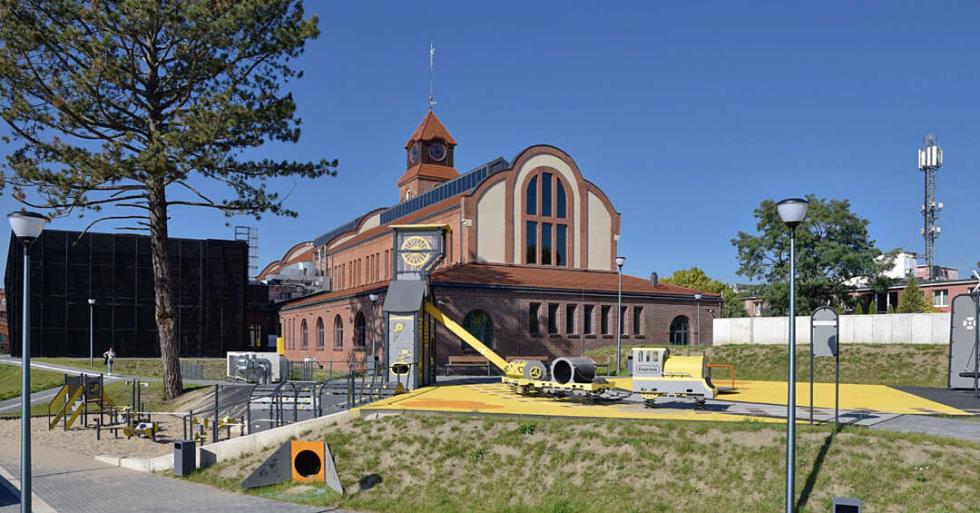 Maciej Baranowski: 10 architektonicznych pereł Zagłębia Dąbrowskiego, które warto zobaczyć w te wakacje