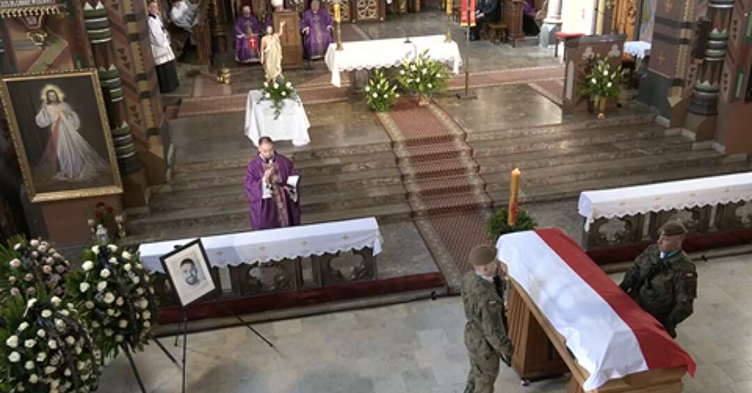 Pogrzeb Łukasza Litewki. W Sosnowcu pożegnano tragicznie zmarłego posła z Zagłębia. "Straciliśmy kogoś absolutnie wyjątkowego, jedynego i niepowtarzalnego"