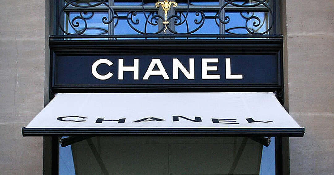 Chanel, Dior, Saint Laurent i Givenchy pojawią się w Katowicach. "Wstążka w haute couture" od 25 listopada w Muzeum Historii Katowic