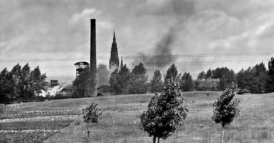 Dziś rocznica najtragiczniejszej katastrofy w historii górnictwa Zagłębia Dąbrowskiego. W pożarze kopalni „Reden” zginęło 39 górników