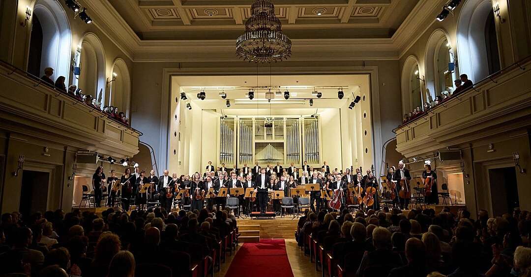 82. sezon 2026/2027 Filharmonii Śląskiej w Katowicach: Koncerty bez dyrygenta, wielkie wydarzenia w Spodku i nagrania dla prestiżowej telewizji