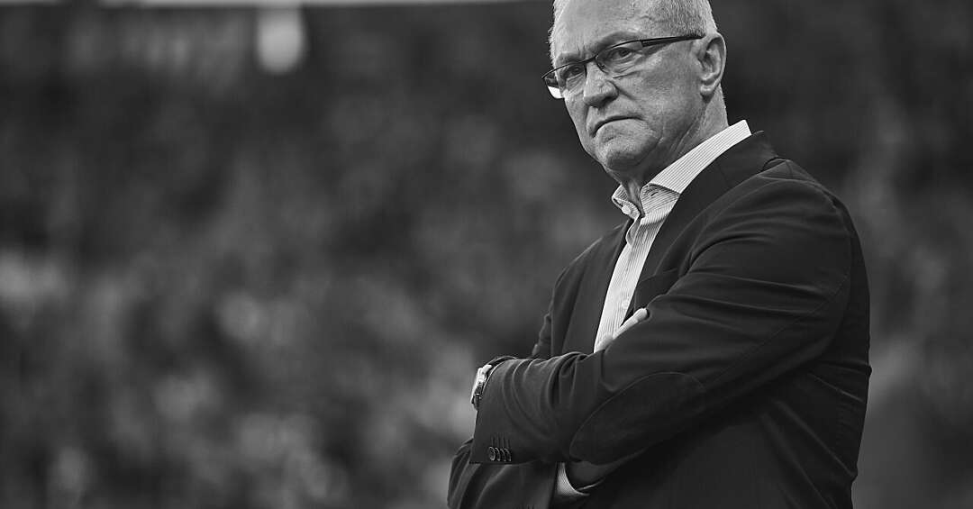 Wspomnienie. Franciszek Smuda „pokolorował” polski futbol. Także poza ...