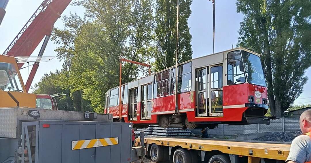 Nowy, wielki eksponat w Muzeum Historii Polski Ludowej w Rudzie Śląskiej. Będzie go można obejrzeć także przed RetroDisco w ramach cyklu «Kierunek GZM»