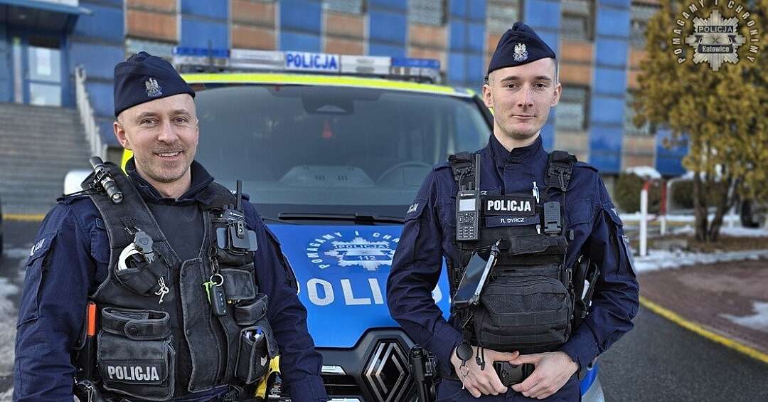 Masz tatuaż na głowie? Odpadasz. Jak nie, to czekają na ciebie 6 tys. zł netto i “trzynastka”. Policja prowadzi rekrutację