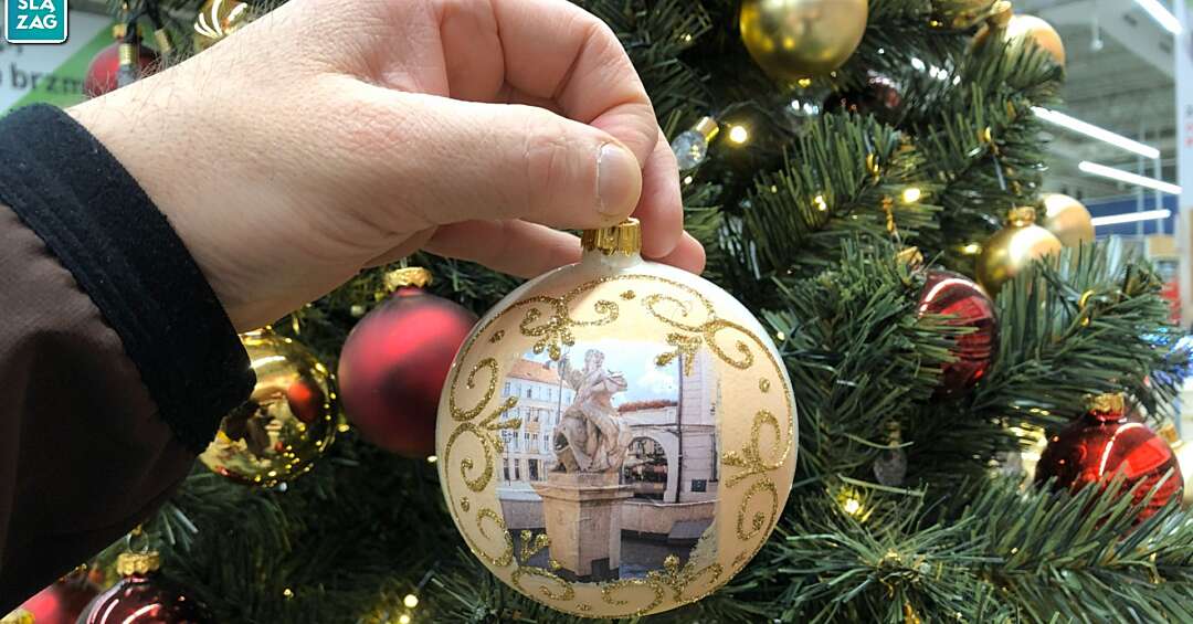 Powieś swoje miasto na choince. W sklepach są jeszcze bombki z widokami także z Sosnowca!