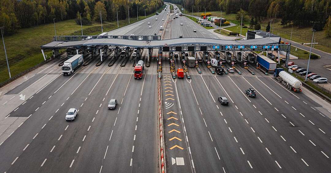 Olbrzymie zainteresowanie wykonaniem projektu rozbudowy autostrady A4 między Mysłowicami a Jaworznem. 14 firm, oferty od 13 do 32 mln zł