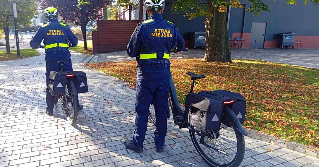 Straż miejska wsiadła na rowery elektryczne - nowe patrole w Tarnowskich Górach