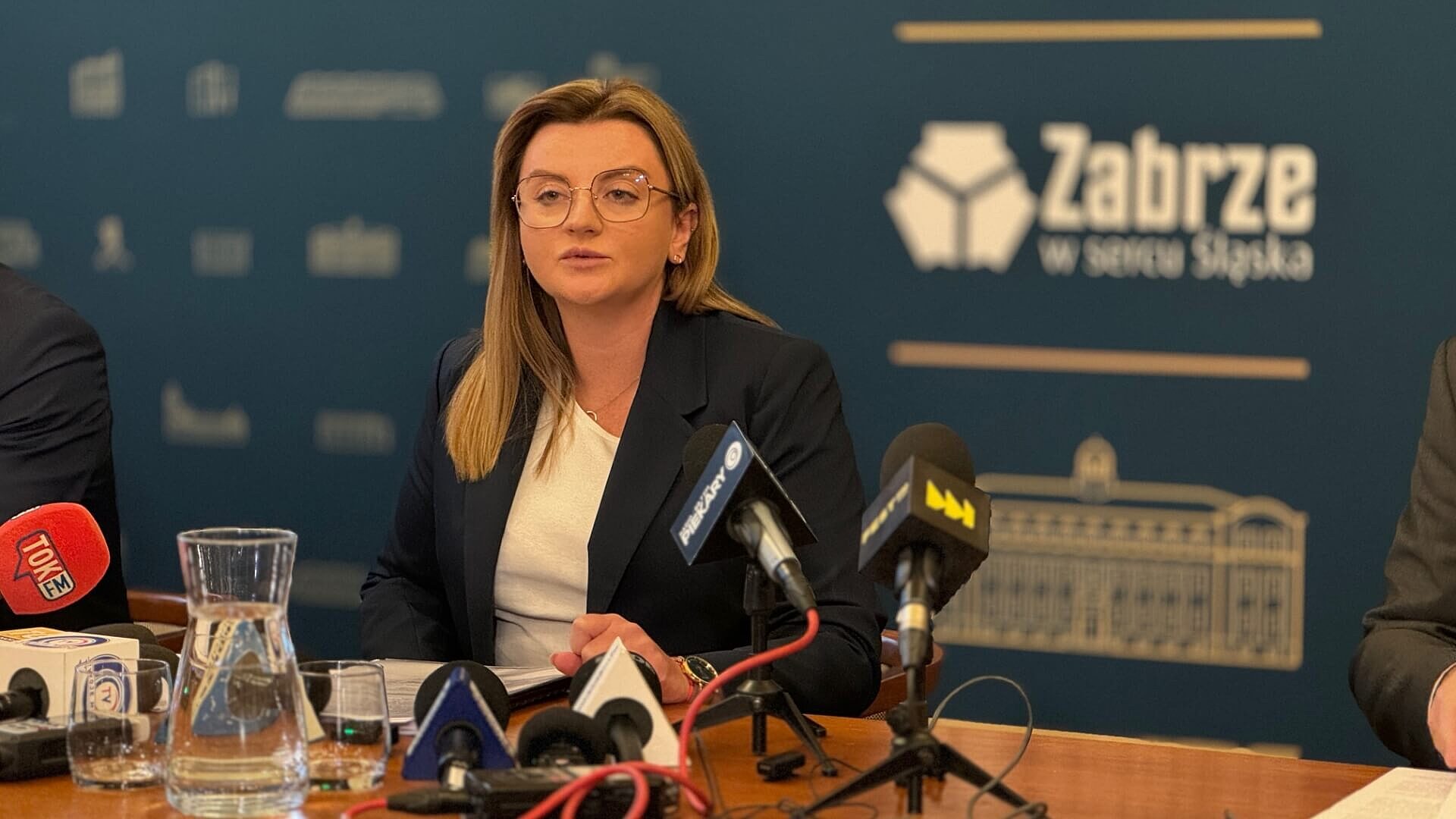 Agnieszka Rupniewska podczas konferencji prasowej Agnieszka Rupniewska podczas konferencji prasowej