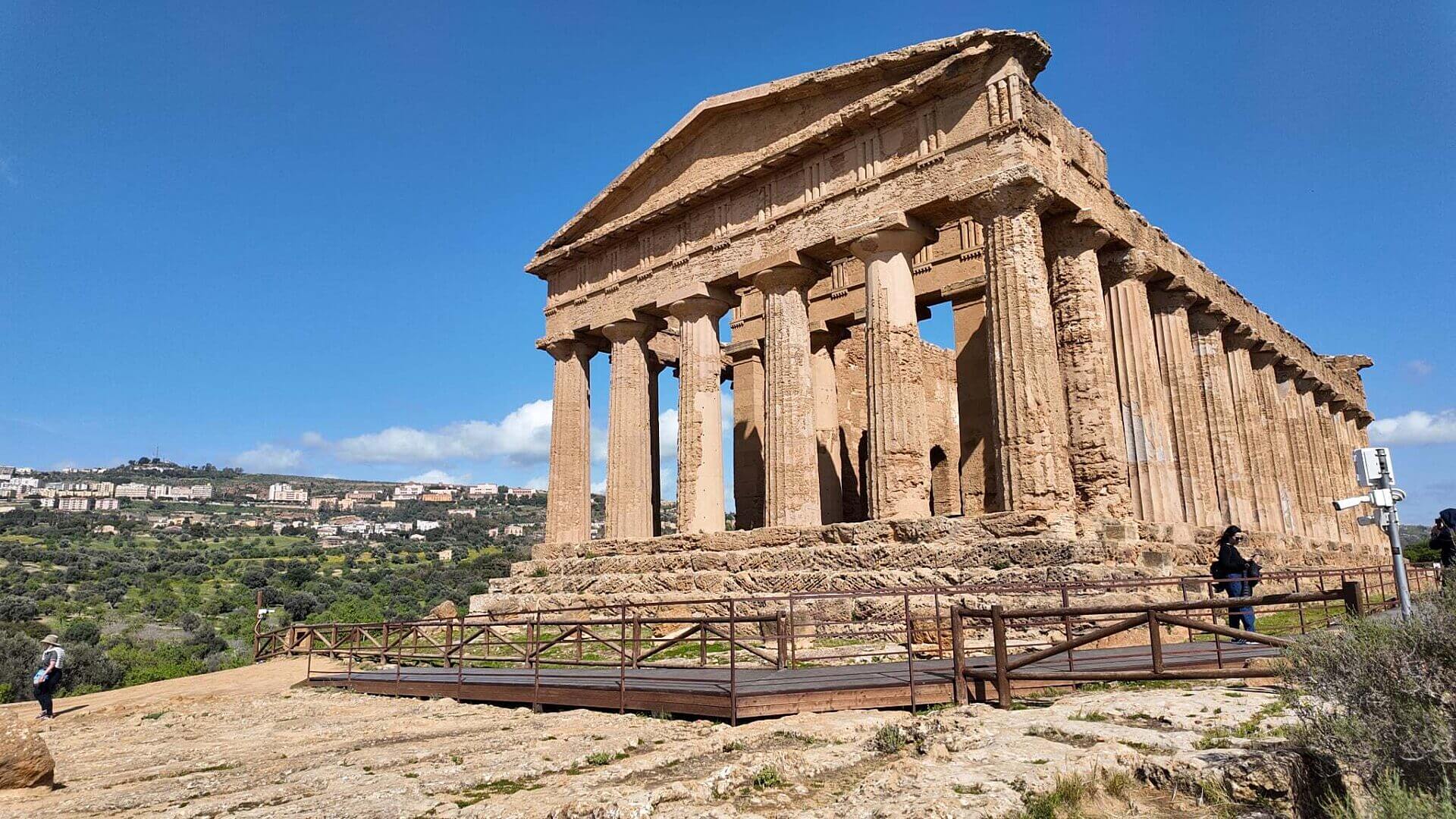 Kultura europejska wyrasta z greckiej Kultura europejska wyrasta z greckiej