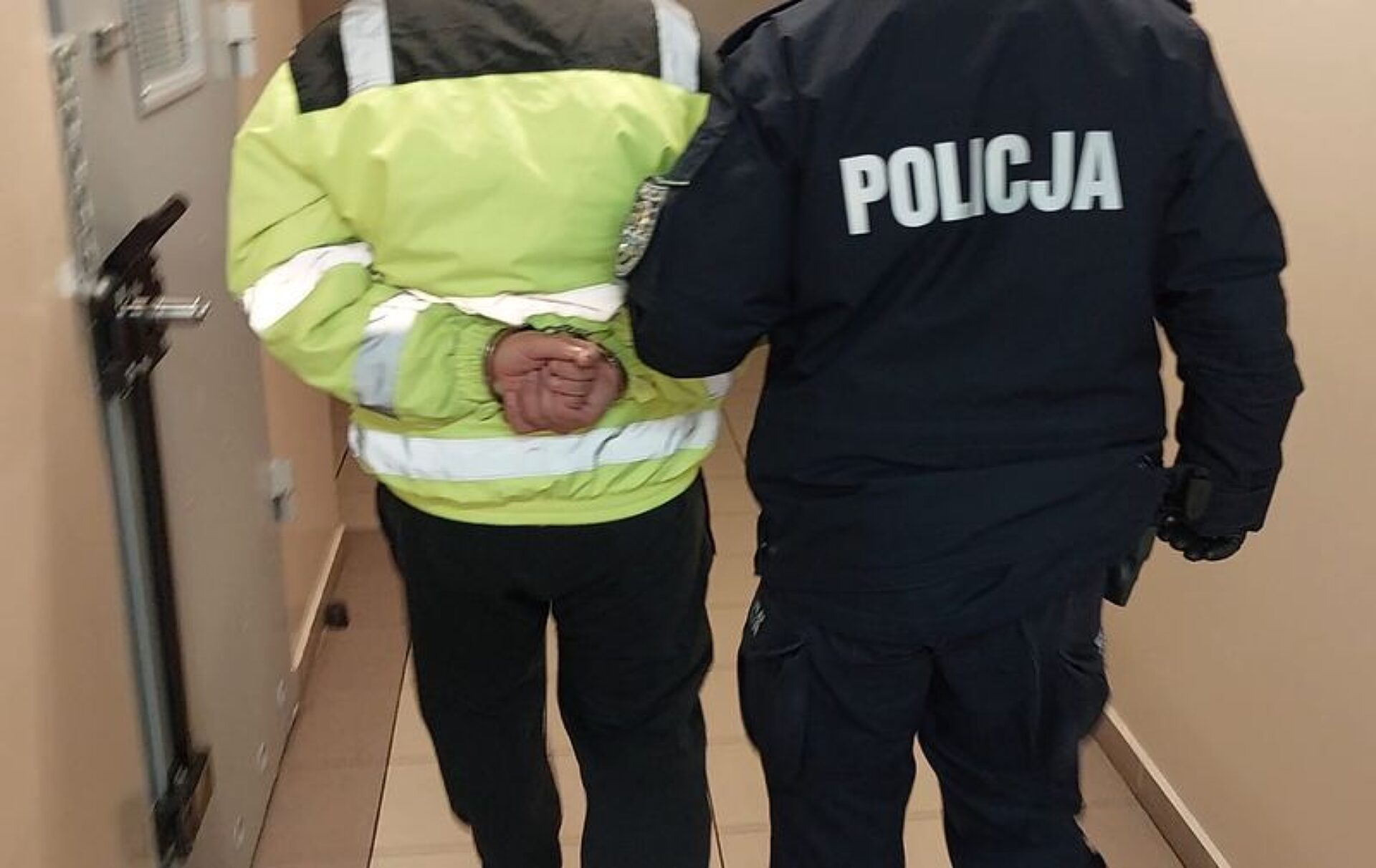 Śmiertelnie potrącił pieszego i uciekł z miejsca wypadku Śmiertelnie potrącił pieszego i uciekł z miejsca wypadku