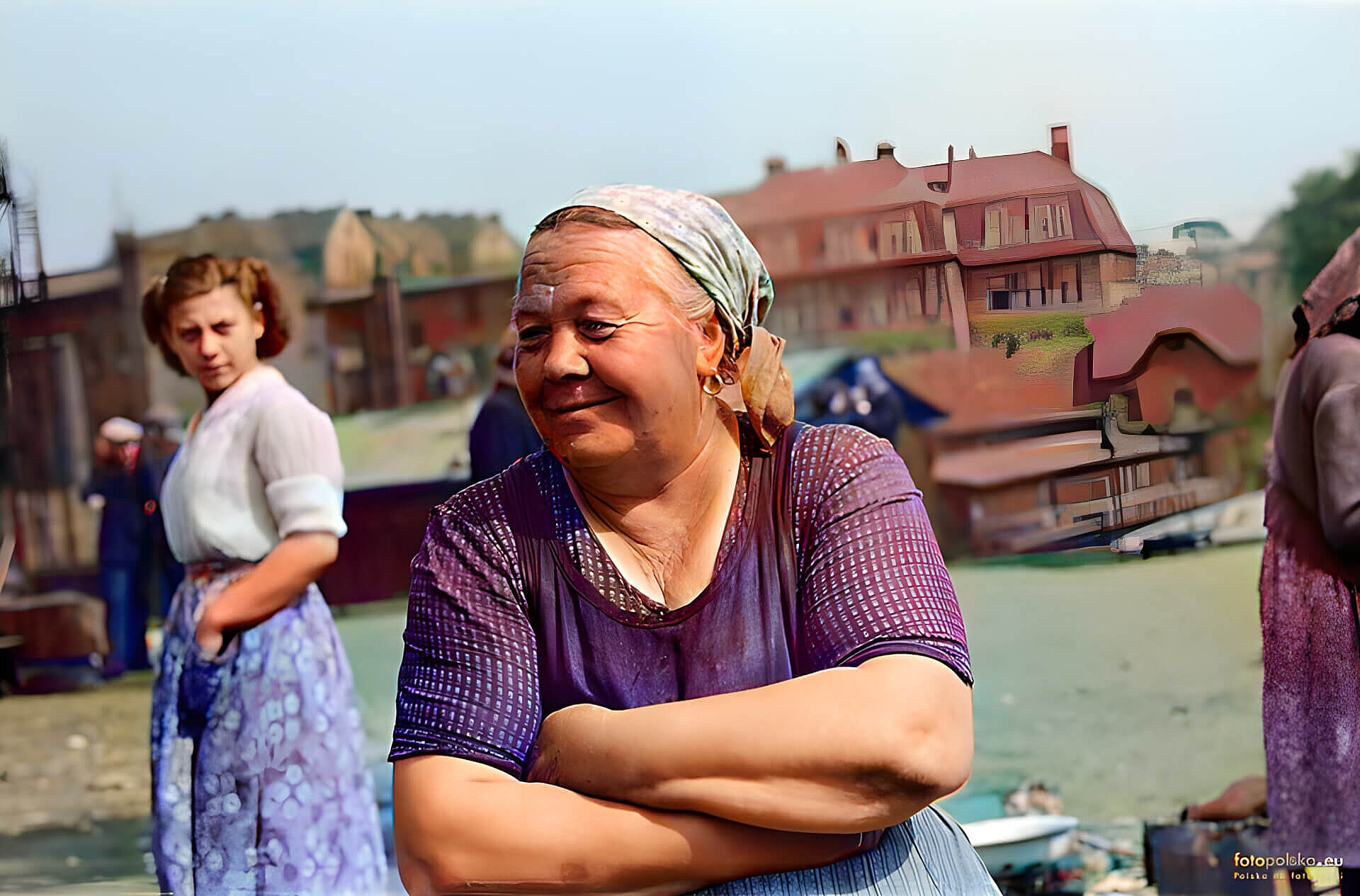 Plac Grunwaldzki w Bytomiu, 1958 (zdjęcie koloryzowane) Plac Grunwaldzki w Bytomiu, 1958 (zdjęcie koloryzowane)