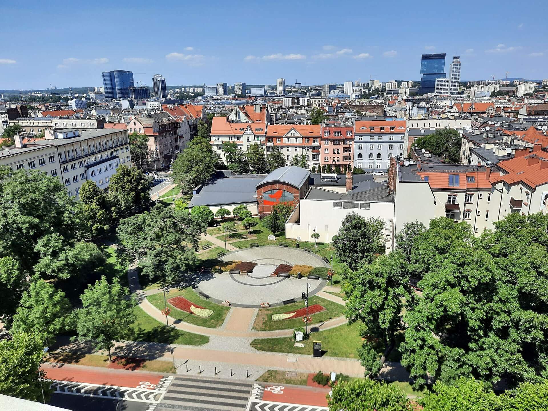 Widok z tarasu archikatedry w Katowicach Widok z tarasu archikatedry w Katowicach