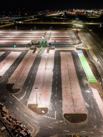 Nowy parking przy lotnisku w Pyrzowicach Nowy parking przy lotnisku w Pyrzowicach