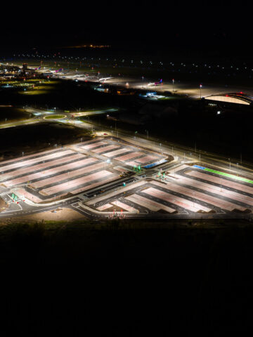 Nowy parking przy lotnisku w Pyrzowicach Nowy parking przy lotnisku w Pyrzowicach