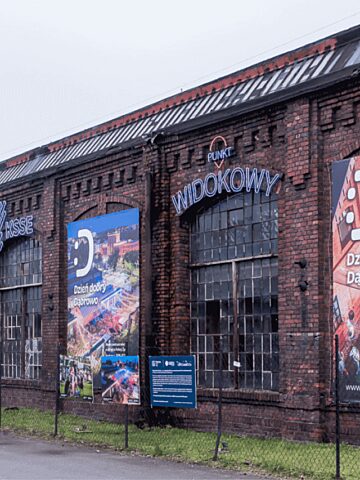 Fabryka Pelna Zycia w Dabrowie Gorniczej Fabryka Pelna Zycia w Dabrowie Gorniczej