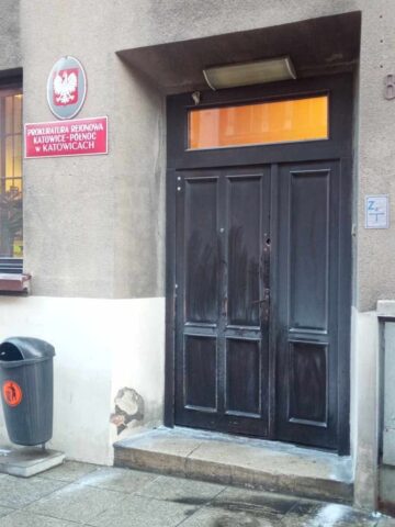 Atak na prokuraturę w Katowicach 1 Atak na prokuraturę w Katowicach 1