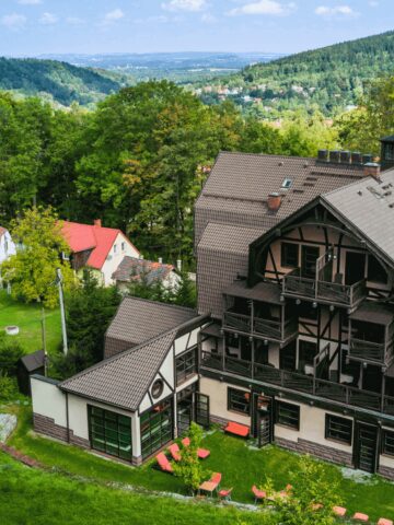 Święta, sylwester albo ferie w górach? Hotel Sudetia zaprasza na wypoczynek!v Święta, sylwester albo ferie w górach? Hotel Sudetia zaprasza na wypoczynek!v