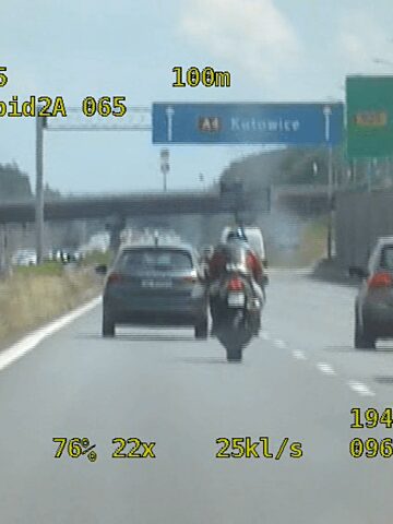 Pędził bez uprawnień 236 km/h Pędził bez uprawnień 236 km/h