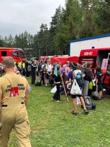 Ewakuacja obozu harcerskiego w Ustroniu Ewakuacja obozu harcerskiego w Ustroniu