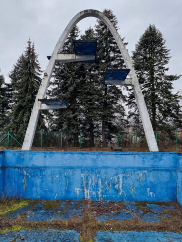 Fala przed wyburzeniem. Grudzień 2022 r. Fala przed wyburzeniem. Grudzień 2022 r.