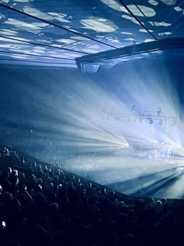 GREGORIAN to najpopularniejszy chór świata. Zdjęcie z koncertu w Zabrzu w 2022 r. GREGORIAN to najpopularniejszy chór świata. Zdjęcie z koncertu w Zabrzu w 2022 r.