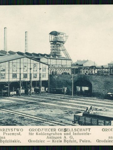 „Grodzieckie Towarzystwo Kopalń Węgla i Zakładów Przemysłowych” Spółka Akcyjna w Grodźcu. Sortownia. Po roku 1906. „Grodzieckie Towarzystwo Kopalń Węgla i Zakładów Przemysłowych” Spółka Akcyjna w Grodźcu. Sortownia. Po roku 1906.