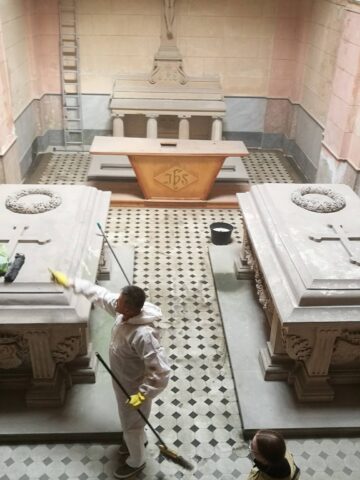 Mauzoleum w Kopicach Mauzoleum w Kopicach