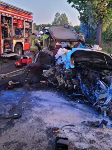 Saczow Ul Przelajka Wypadek Audi Zrodlo SP ZOZ RPR Sosnowiec 2025 05 01 05 Saczow Ul Przelajka Wypadek Audi Zrodlo SP ZOZ RPR Sosnowiec 2025 05 01 05