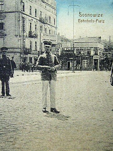 Sosnowiec. Ulica Główna / Trzeciego Maja 19. Hotel Warszawski. Lata 1915-1917. Sosnowiec. Ulica Główna / Trzeciego Maja 19. Hotel Warszawski. Lata 1915-1917.